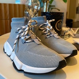 BALENCIAGA Sneakers Mallory Texture Size 9 runs small LIMITED EDITION SOLD OUT